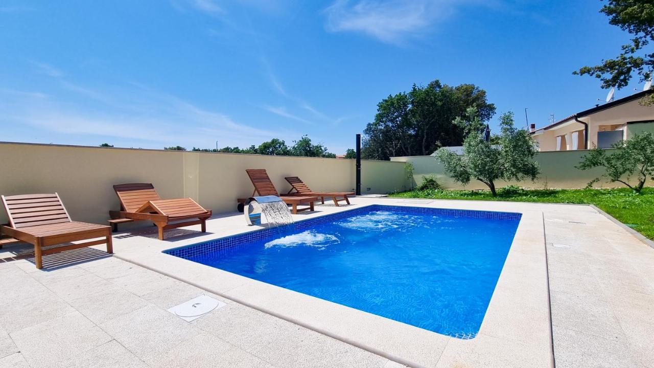 Holiday Home - Istrian Dream With Swimming Pool Peroj Bagian luar foto